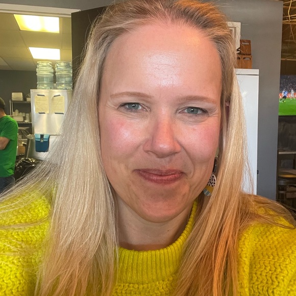 Meet your Posher, Shelley - Picture 1 of 1